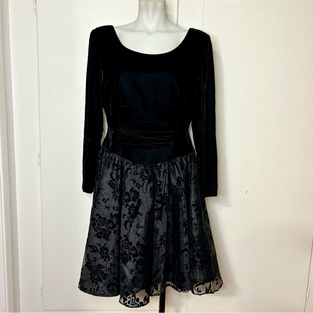 Vintage 80s/90s Depeche Mode Black Velvet Long Sleeve Puffy Skirt Mini Dress